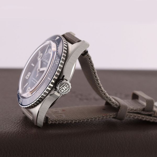 Glashutte Original SeaQ Panorama Date 1-36-13-02-81-34